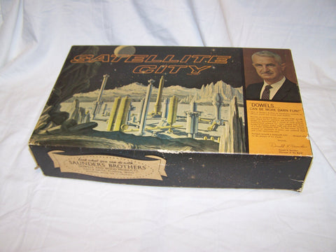 Vintage Satellite City  1966 Wooden Toy Construction Set, Saunders Brothers